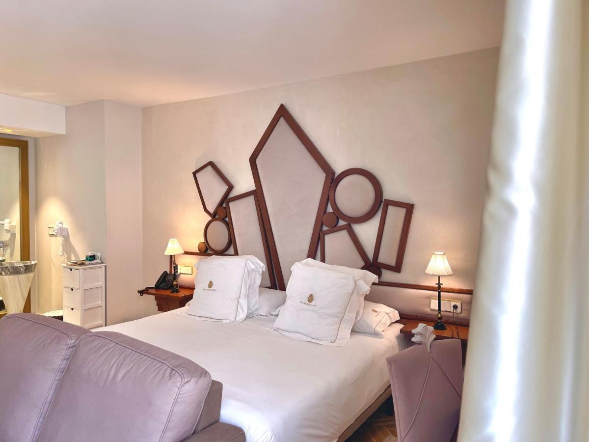 Hotel Palacio De Ubeda 5 G.L Екстер'єр фото A bedroom at the hotel