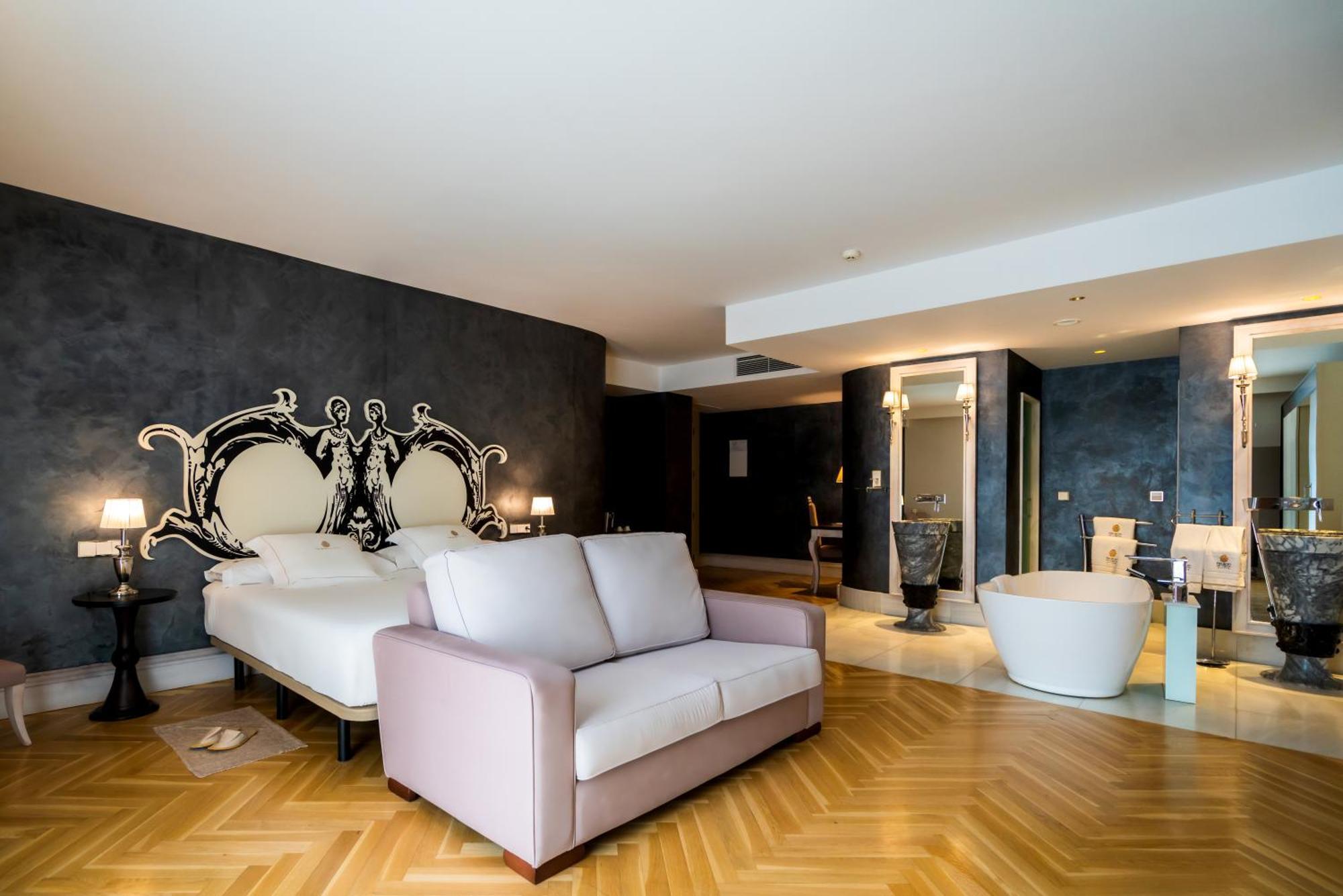 Hotel Palacio De Ubeda 5 G.L Екстер'єр фото Suite
