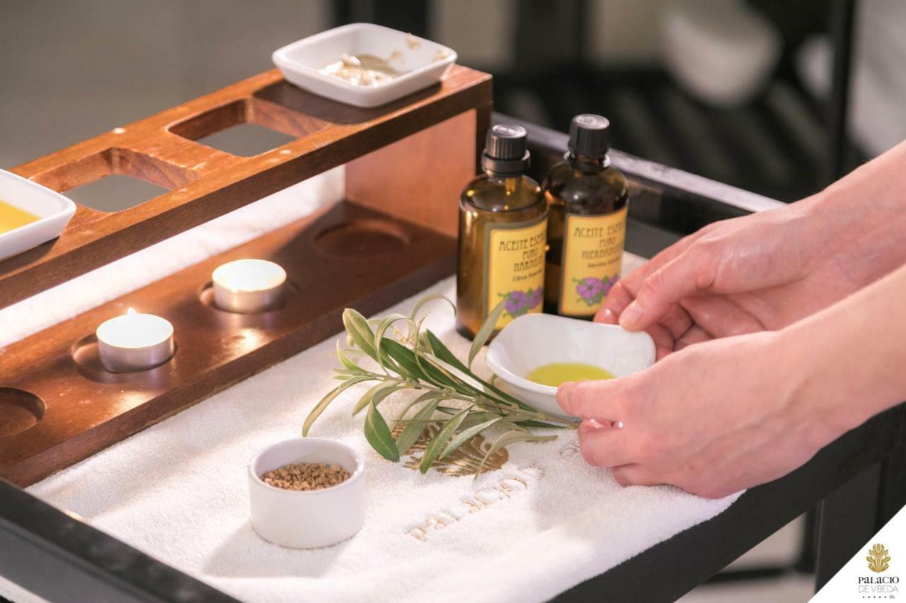 Hotel Palacio De Ubeda 5 G.L Екстер'єр фото Spa treatments